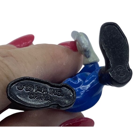 Vtg 1999 Fisher Price Western Headquarters Little People Replacement Figurine 2" - Picture 4 of 5